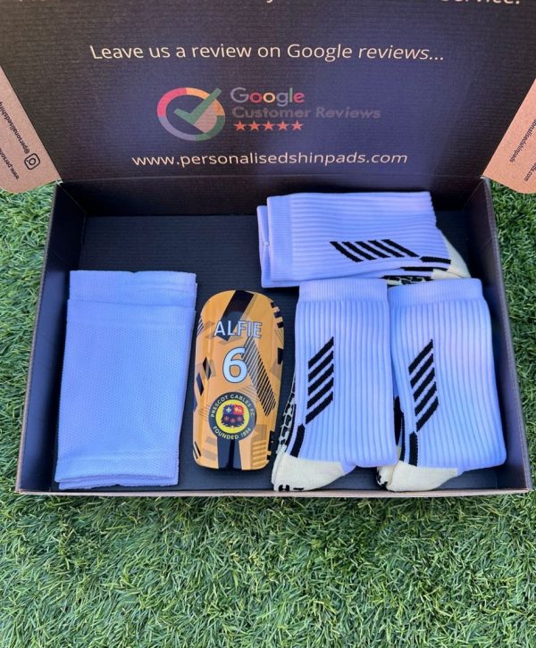 Football Gift Box With 3 Pairs Of Football Grip Socks
